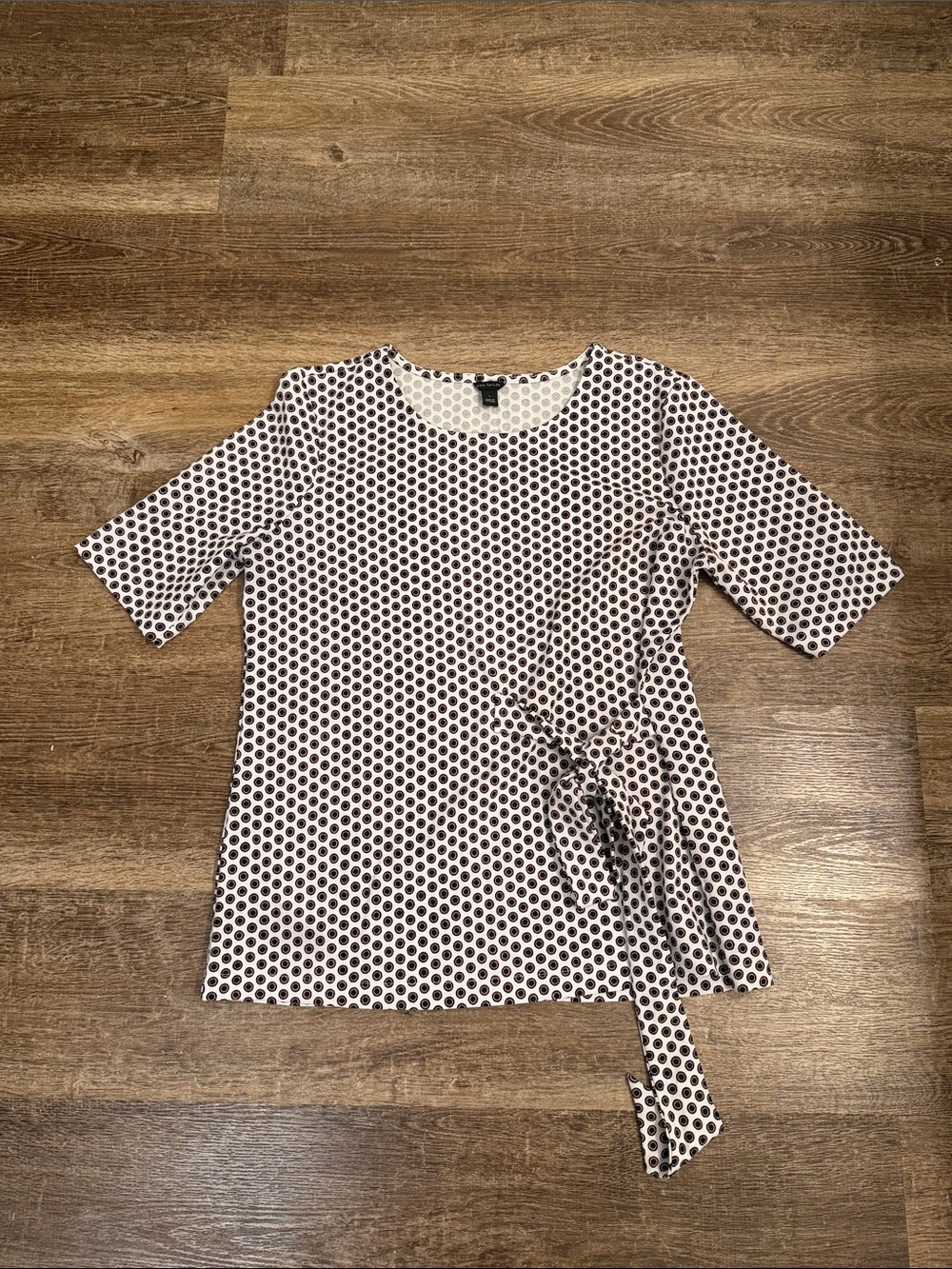 Ann Taylor Cream Short Sleeve Top with Black and Brown Circle Print